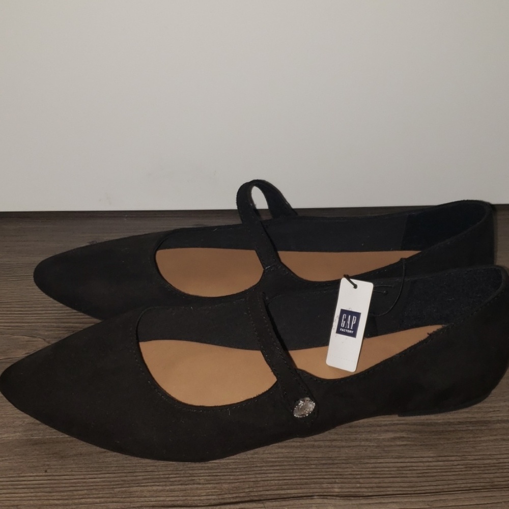 Shoes - Picture 3 of 3